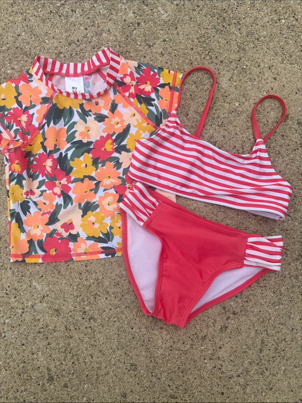 Art Class 3 Piece Short Sleeve Rashguard Swimsuit